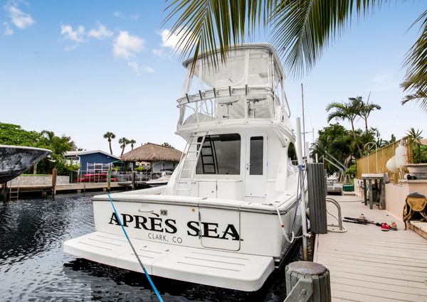 Tiara Yachts 3900 Convertible image