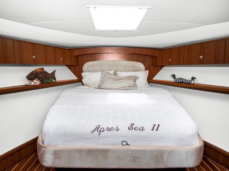 Tiara Yachts 3900 Convertible image