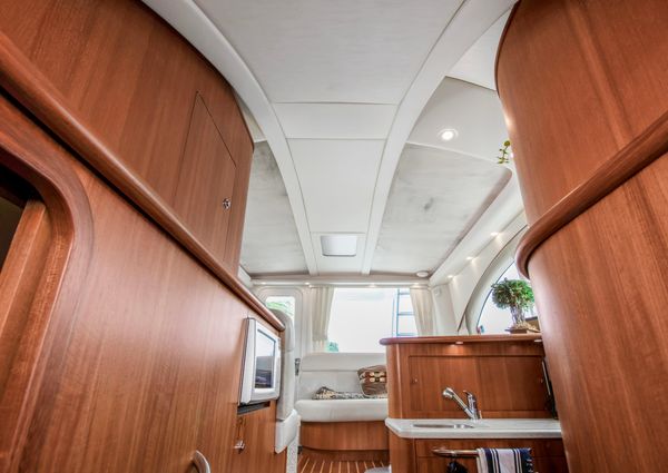 Tiara Yachts 3900 Convertible image