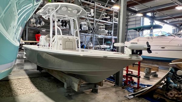 Sea Pro 208 Bay
