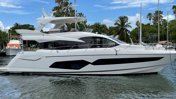 Sunseeker Manhattan 66