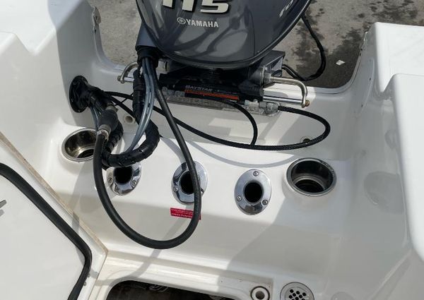 Tidewater 198-CENTER-CONSOLE image