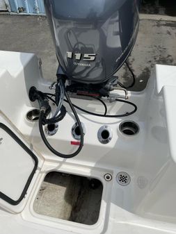 Tidewater 198-CENTER-CONSOLE image