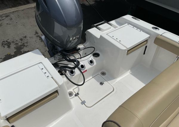 Tidewater 198-CENTER-CONSOLE image