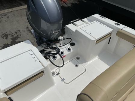 Tidewater 198-CENTER-CONSOLE image