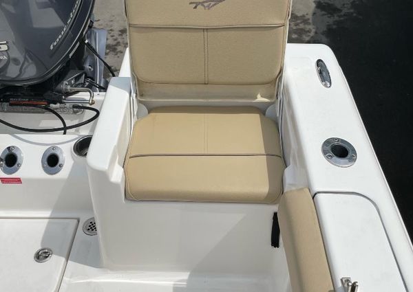 Tidewater 198-CENTER-CONSOLE image