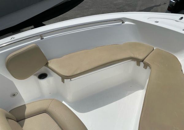 Tidewater 198-CENTER-CONSOLE image