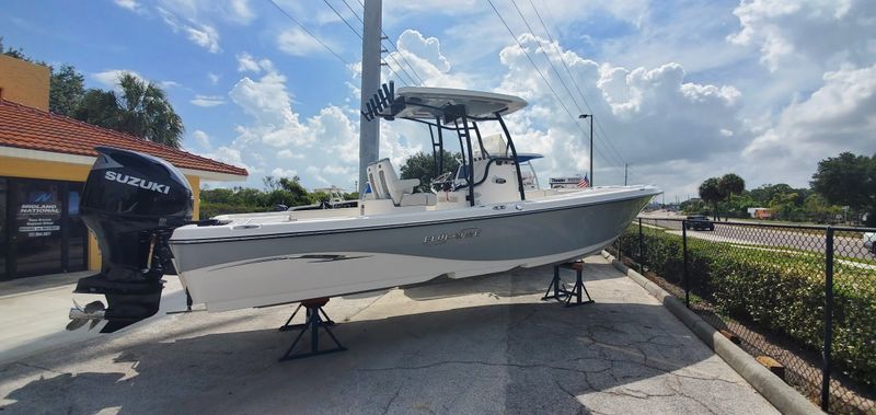 Blue Wave 2800 Makaira - main image