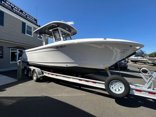 Robalo R272-CENTER-CONSOLE - main image