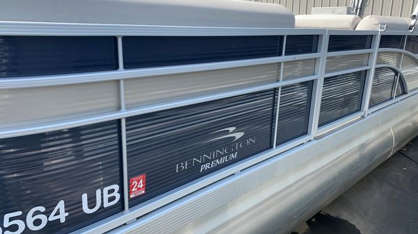 Bennington SX23