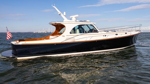 Hinckley Talaria 44 MKII Express