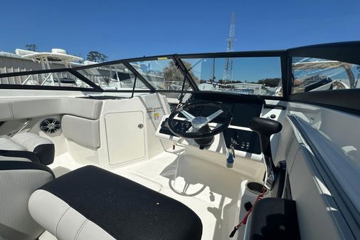 Sea Ray 21 SPX OB image