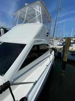 Luhrs 35-CONVERTIBLE image