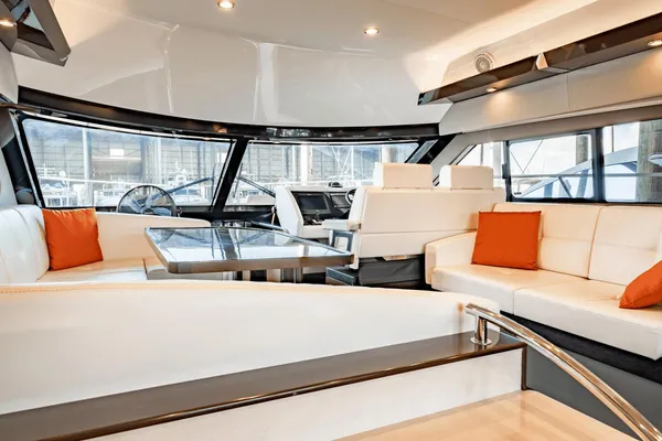 Carver 52 Command Bridge image