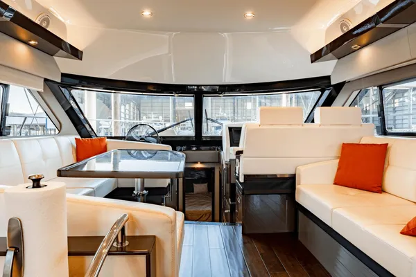 Carver 52 Command Bridge image