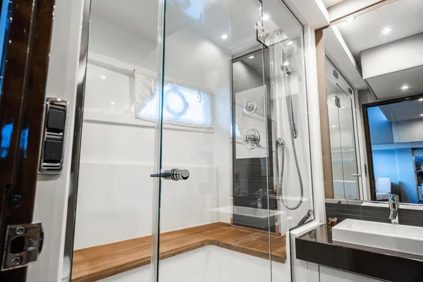 Carver 52 Command Bridge image