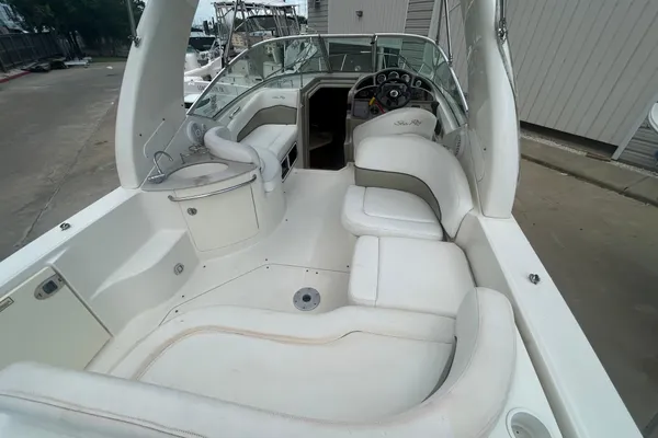Sea Ray Sundancer 260 image