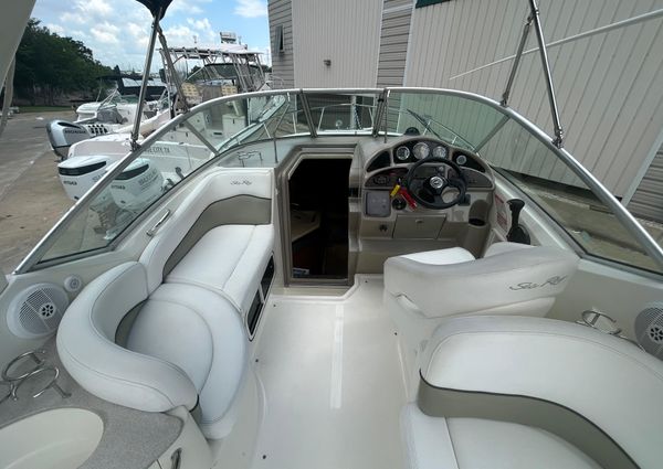 Sea Ray 260 Sundancer image