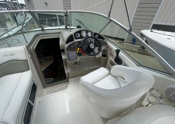 Sea Ray 260 Sundancer image