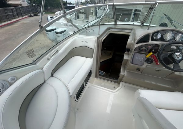 Sea Ray 260 Sundancer image