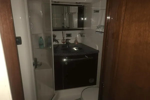 Sea Ray 52 Sundancer image