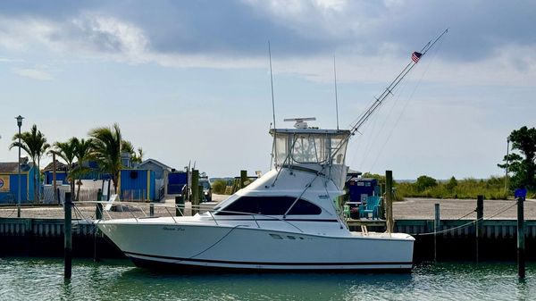 Luhrs 350 Tournament 