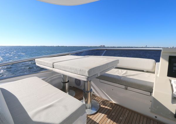 Azimut 72 Flybridge image