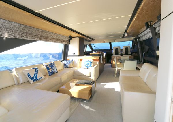 Azimut 72 Flybridge image