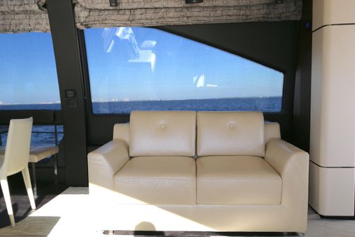 Azimut 72 Flybridge image