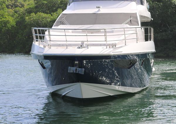 Azimut 72 Flybridge image