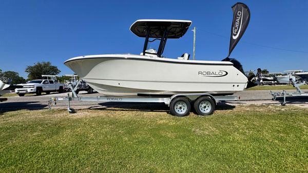 Robalo 232EX 