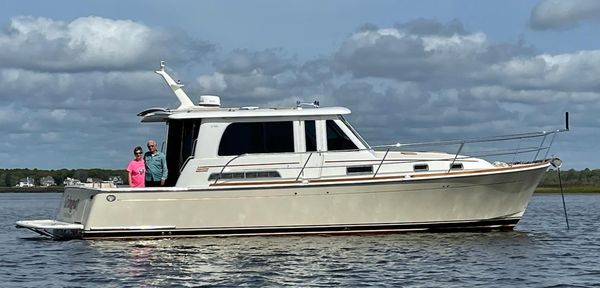 Sabre 42 Salon Express image