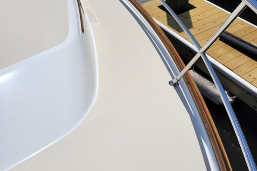 Sabre 42 Salon Express image