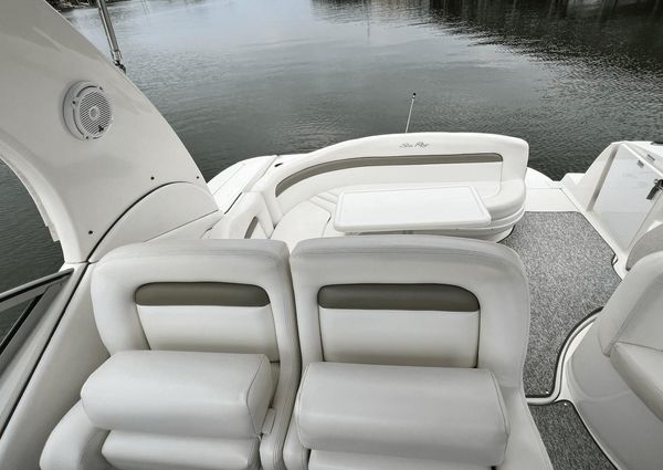 Sea Ray 320 Sundancer image