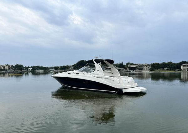 Sea Ray 320 Sundancer image