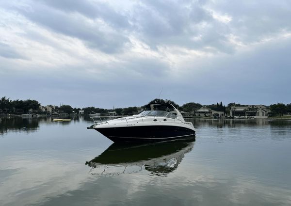 Sea Ray 320 Sundancer image