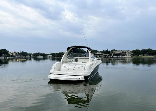 Sea Ray 320 Sundancer image