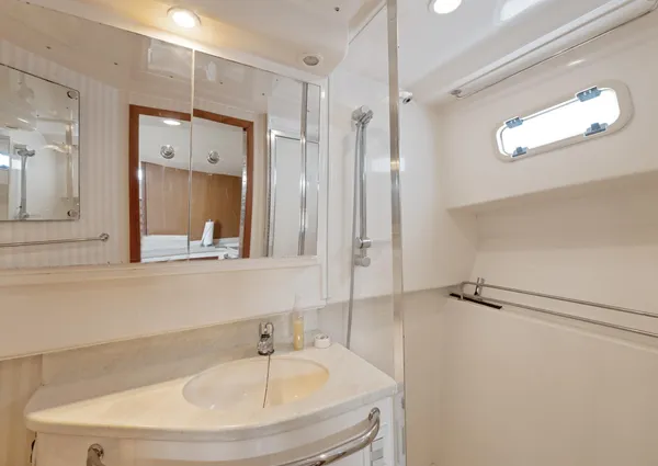 Cabo 40 Express image