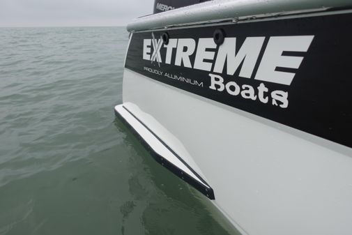 Extreme Boats 915 Gameking 30' image