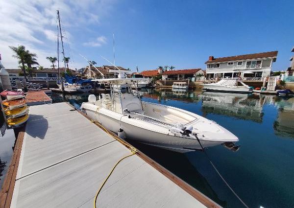 Boston-whaler OUTRAGE-CENTER-CONSOLE image