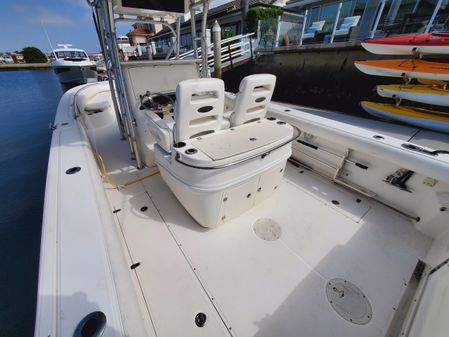 Boston Whaler Outrage Center Console image