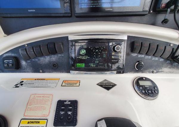 Boston-whaler OUTRAGE-CENTER-CONSOLE image