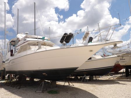 Sea Ray 440 Aft Cabin image