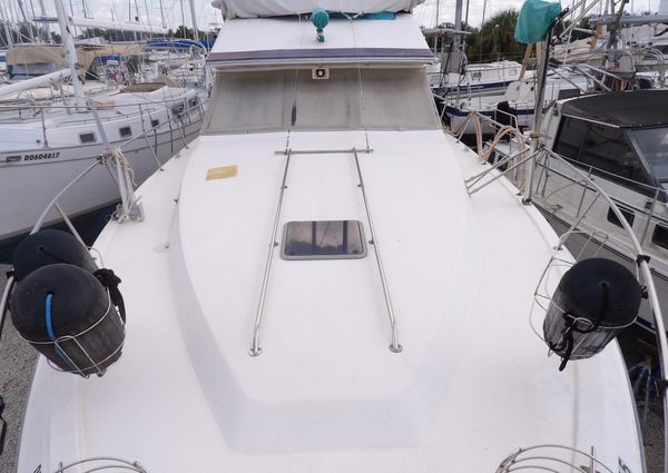 Sea Ray 440 Aft Cabin image