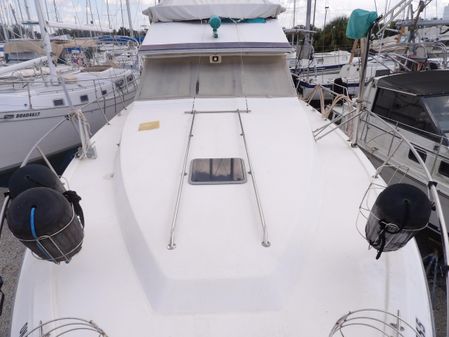 Sea Ray 440 Aft Cabin image