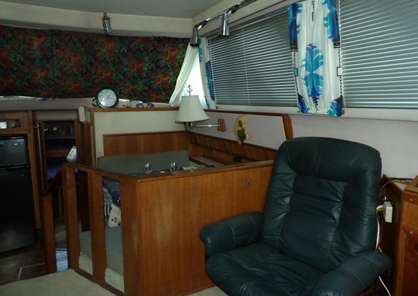 Sea Ray 440 Aft Cabin image