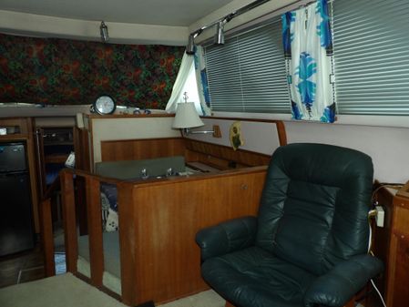 Sea Ray 440 Aft Cabin image