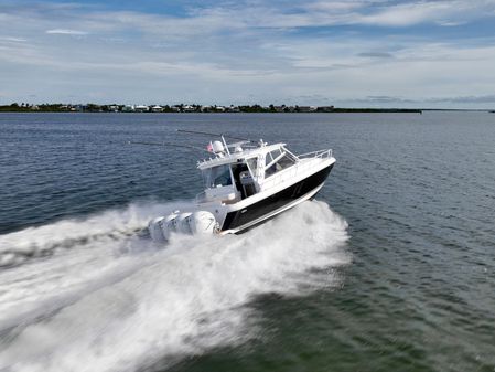 Intrepid 475 Sport Yacht image