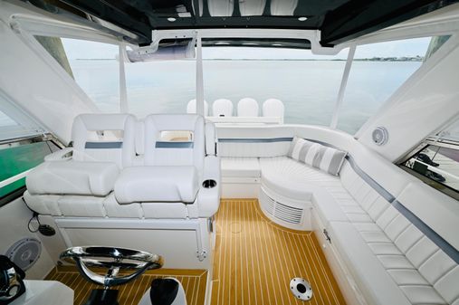 Intrepid 475 Sport Yacht image