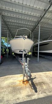 Boston-whaler 325-CONQUEST image